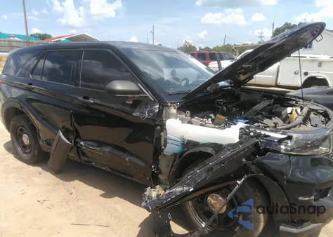 2023 Ford Explorer Police Interceptor z USA, uszkodzony, nr VIN 1FM5K8AB1PGA32371
